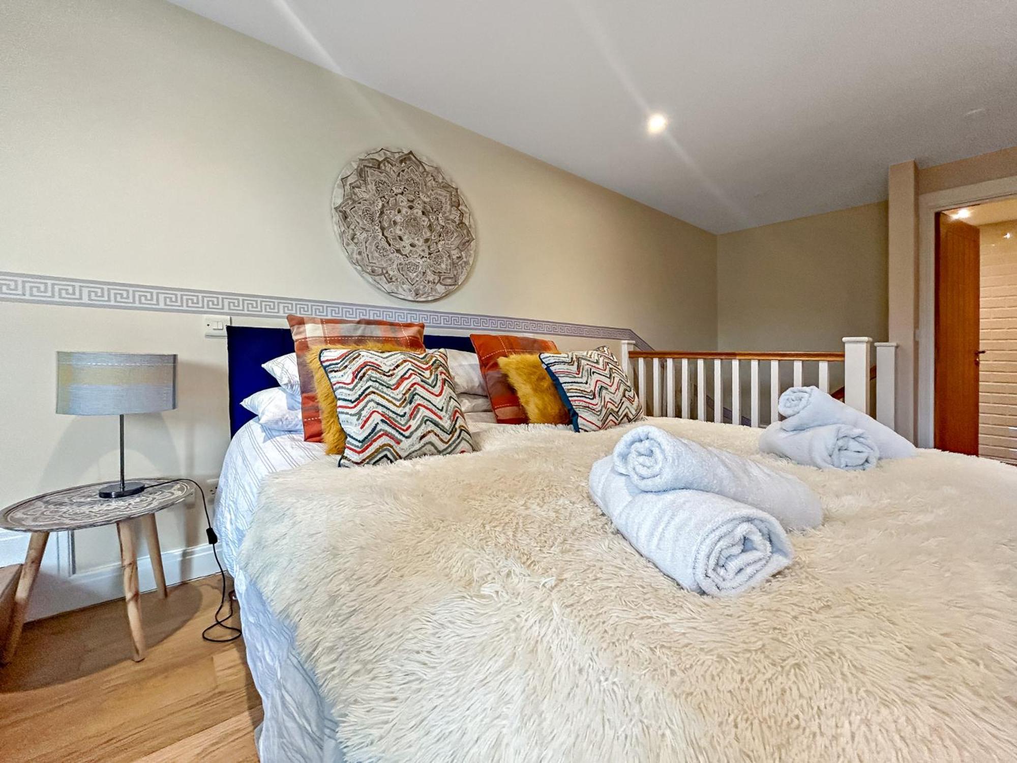 Church Suite, Stow-On-The-Wold, Sleeps 4, Town Location Ngoại thất bức ảnh